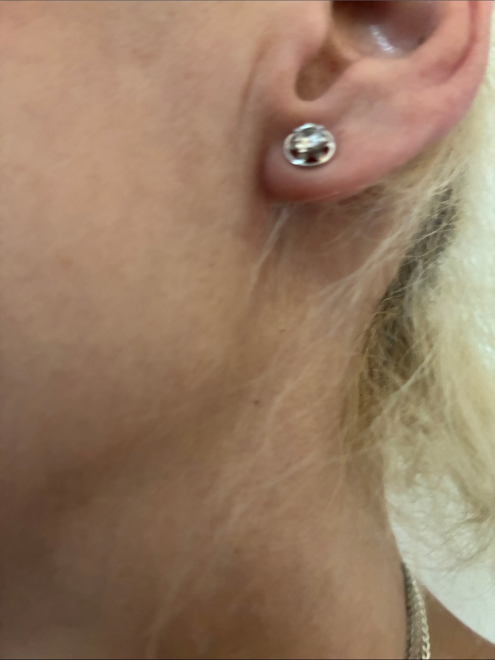 Vintage 14K White Gold and a Cubic Zirconia Stud Earrings